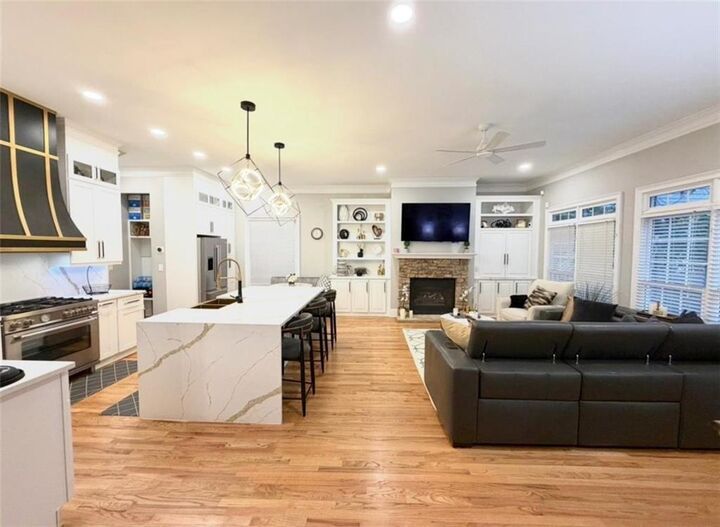 Property Photo:  1003 Wescott Lane  GA 30319 