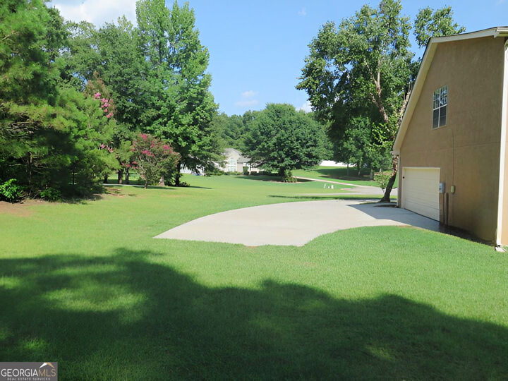 Property Photo: 6800 Palace Lane GA 30213