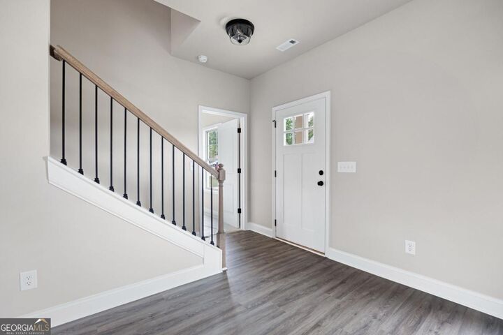 Property Photo:  107 Winston Way  GA 30117 