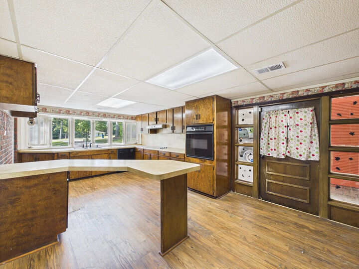 Property Photo:  33 Byrd Avenue  AL 36877 