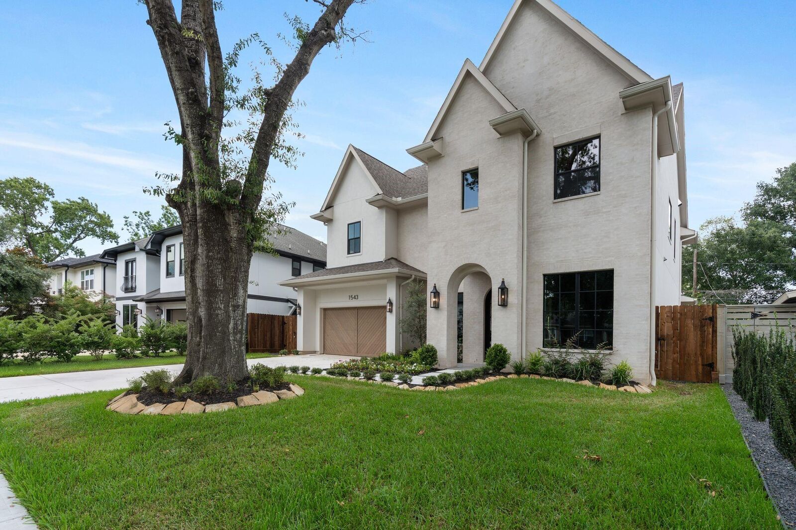 Property Photo:  1431 Thornton Road  TX 77018 