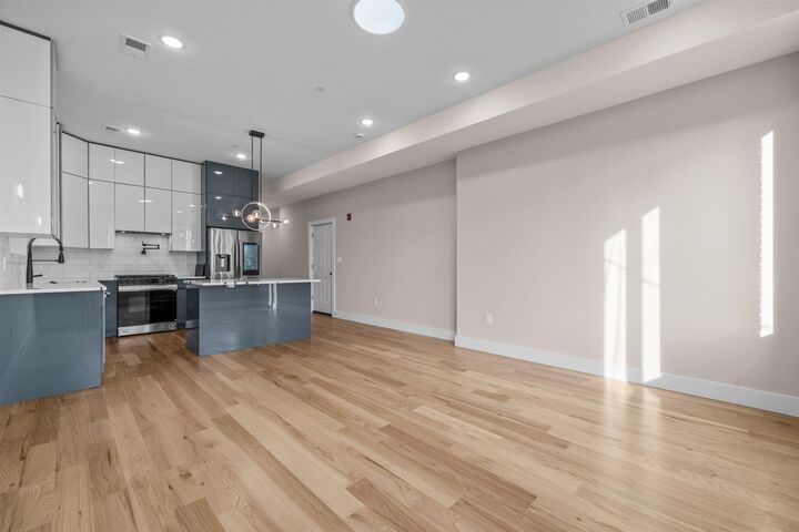 Property Photo: 94 South St 2 NJ 07307