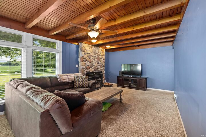 Property Photo: 5440 N Broadway Street IN 46750-9610