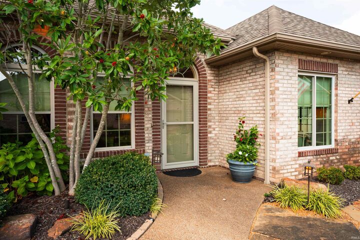 Property Photo:  8024 Wolf Creek Court  IN 47712 