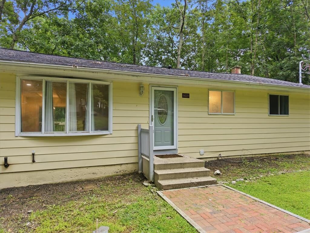 Property Photo:  6619 Delilah Road  PA 18302 