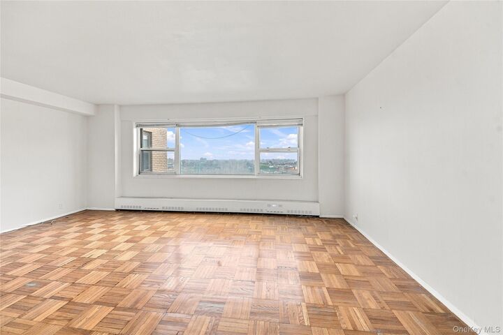 Property Photo:  8 Fordham Hill Oval 16D  NY 10468 