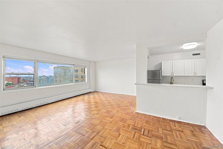 Property Photo: 8 Fordham Hill Oval 16D NY 10468