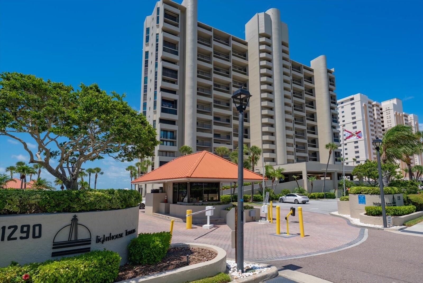 Property Photo:  1290 Gulf Boulevard 2004  FL 33767 