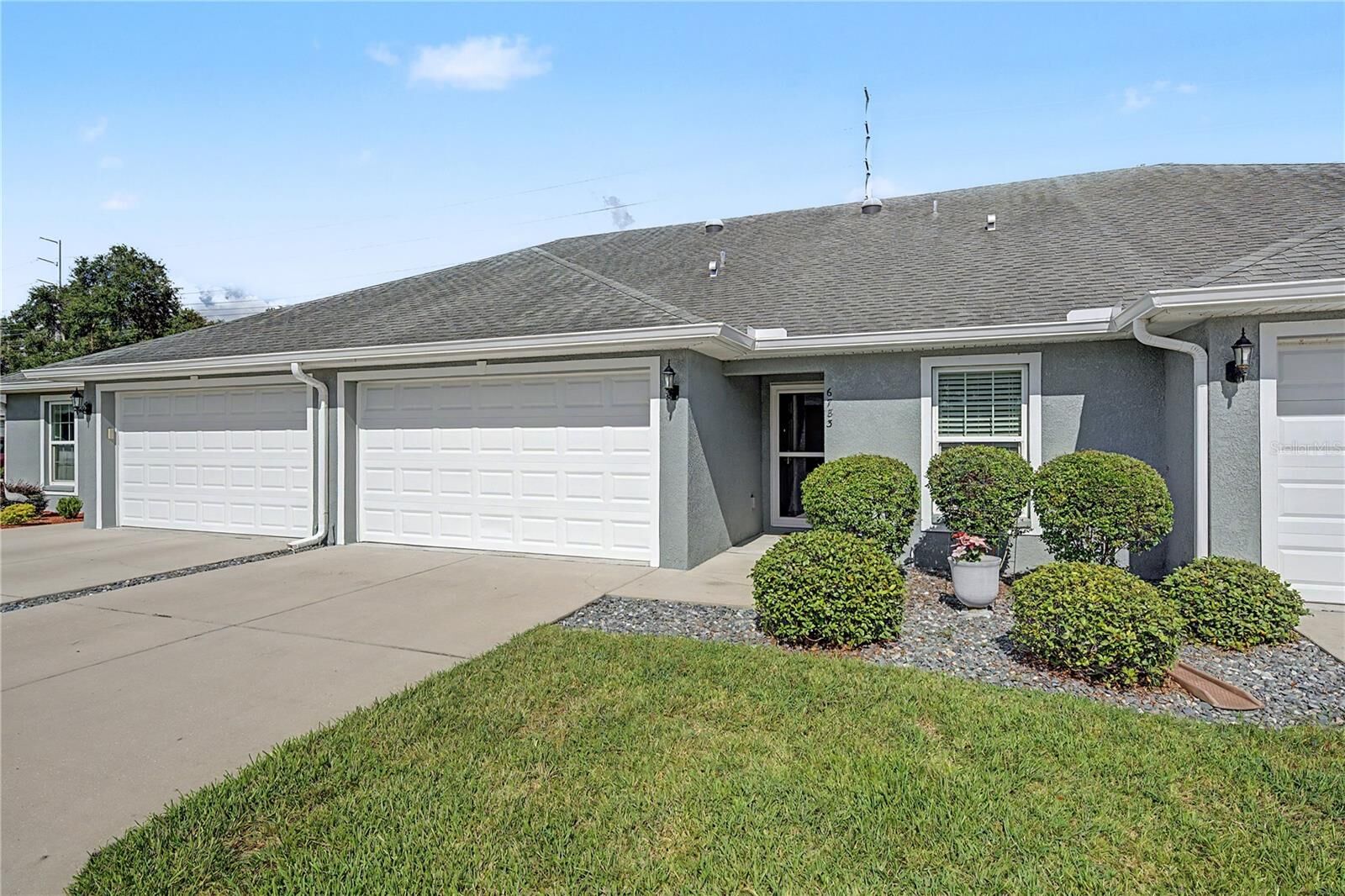 Property Photo: 6783 Basswood Circle FL 33542