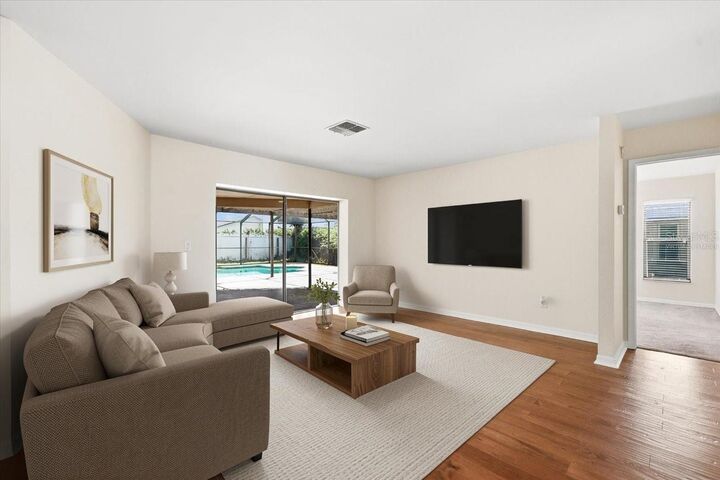 Property Photo:  14105 Knottingsley Place  FL 33624 