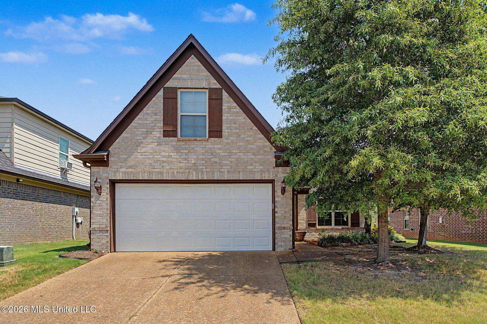 Property Photo:  7904 Silverbell Street  MS 38671 