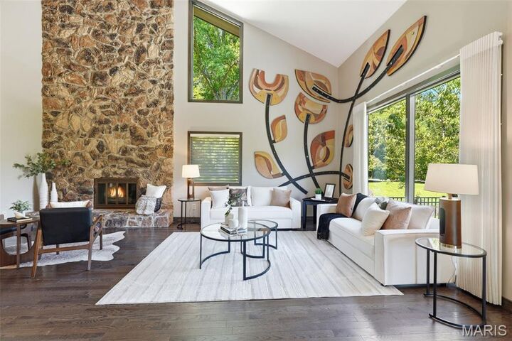 Property Photo:  1212 Walnut Hill Farm Drive  MO 63005 