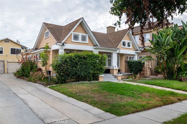 Property Photo:  420 W California Boulevard  CA 91203 