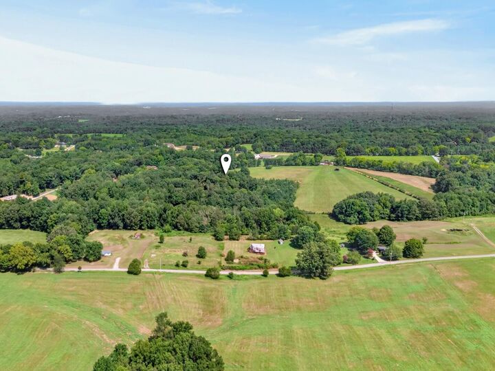Property Photo: 635 Houston Fielder Rd TN 37043