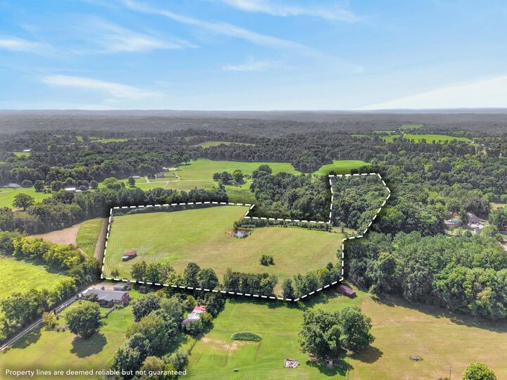 Property Photo: 635 Houston Fielder Rd TN 37043