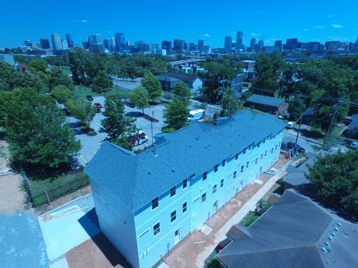 Property Photo: 1820 Hermosa St TN 37208