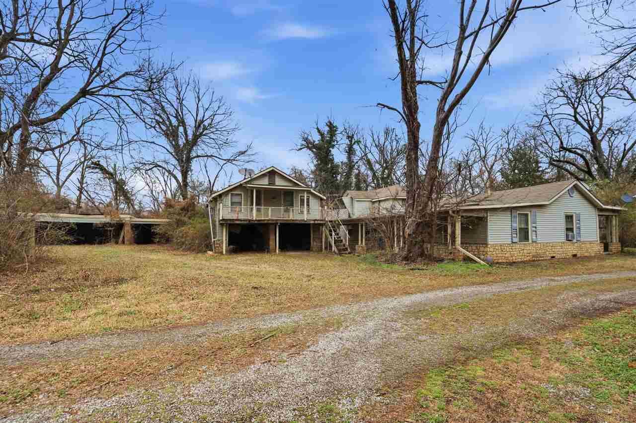 Property Photo:  82 Elmwood  OK 74601 