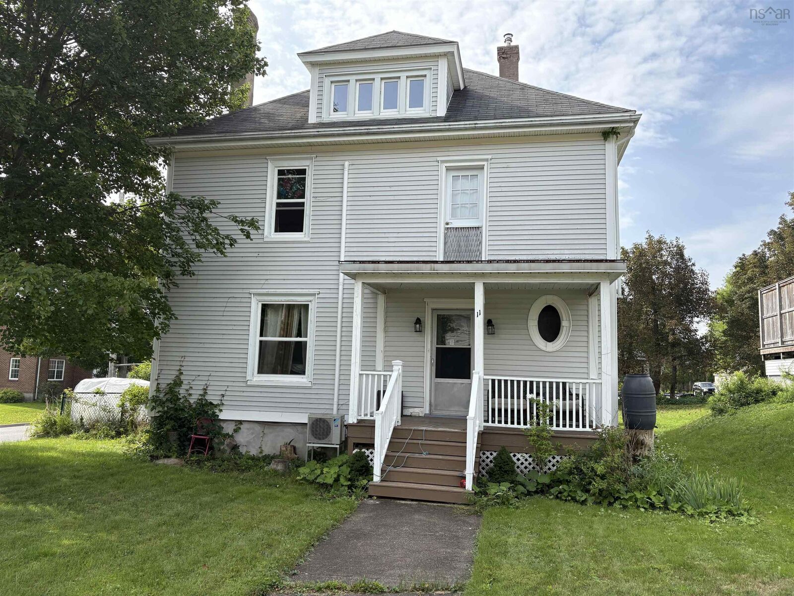 Property Photo:  11 Victoria Avenue  NS B0K 1S0 