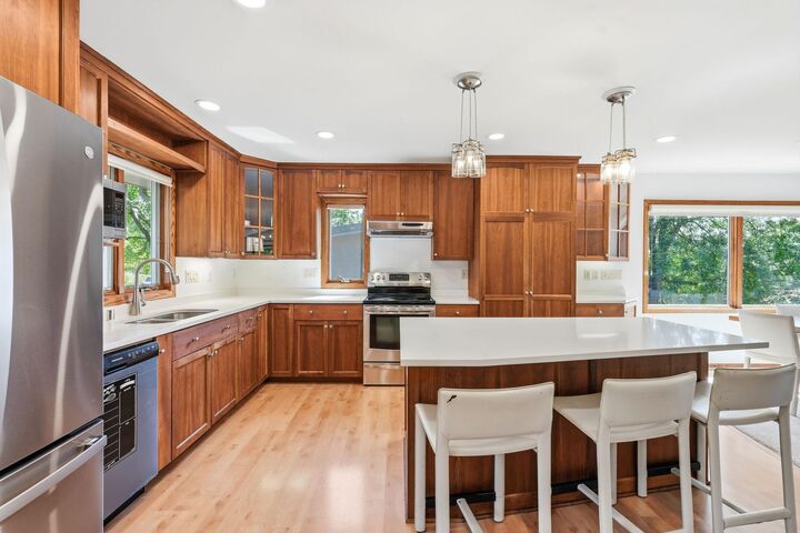 Property Photo: 29 Orme Court MN 55116