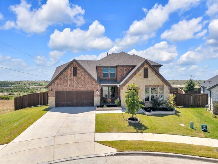 Property Photo:  5884 Turner May Drive  TX 76126 