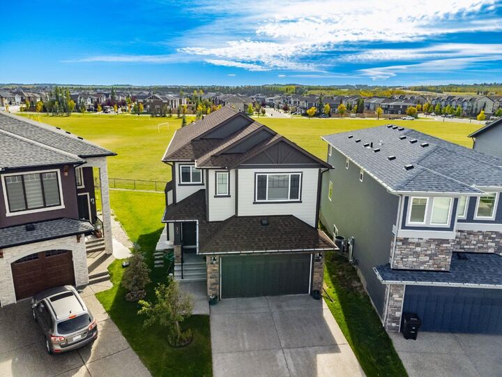 Property Photo: 32 Legacy Cove SE AB T2X 0Y7
