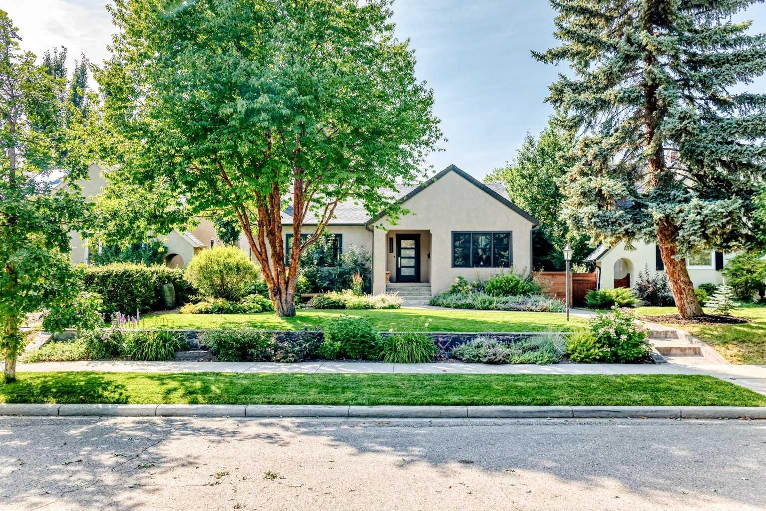 Property Photo: 3223 2 Street SW AB T2S 1T5