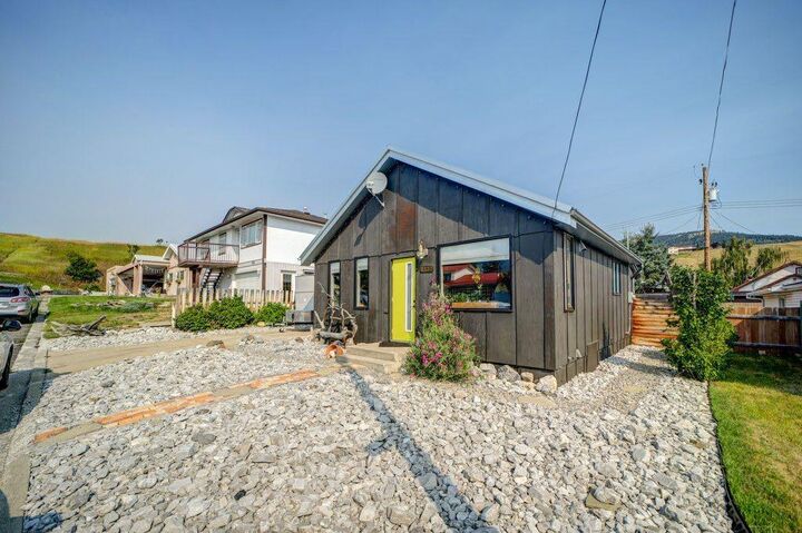 Property Photo: 8137 19 Avenue AB T0K 0M0
