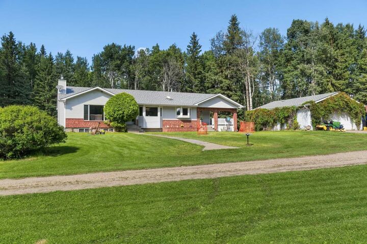 Property Photo: 594017A Range Road 125 AB T7S 1N5