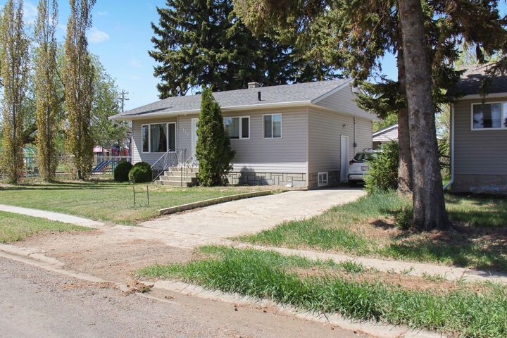 5110 51 Street — photo 1