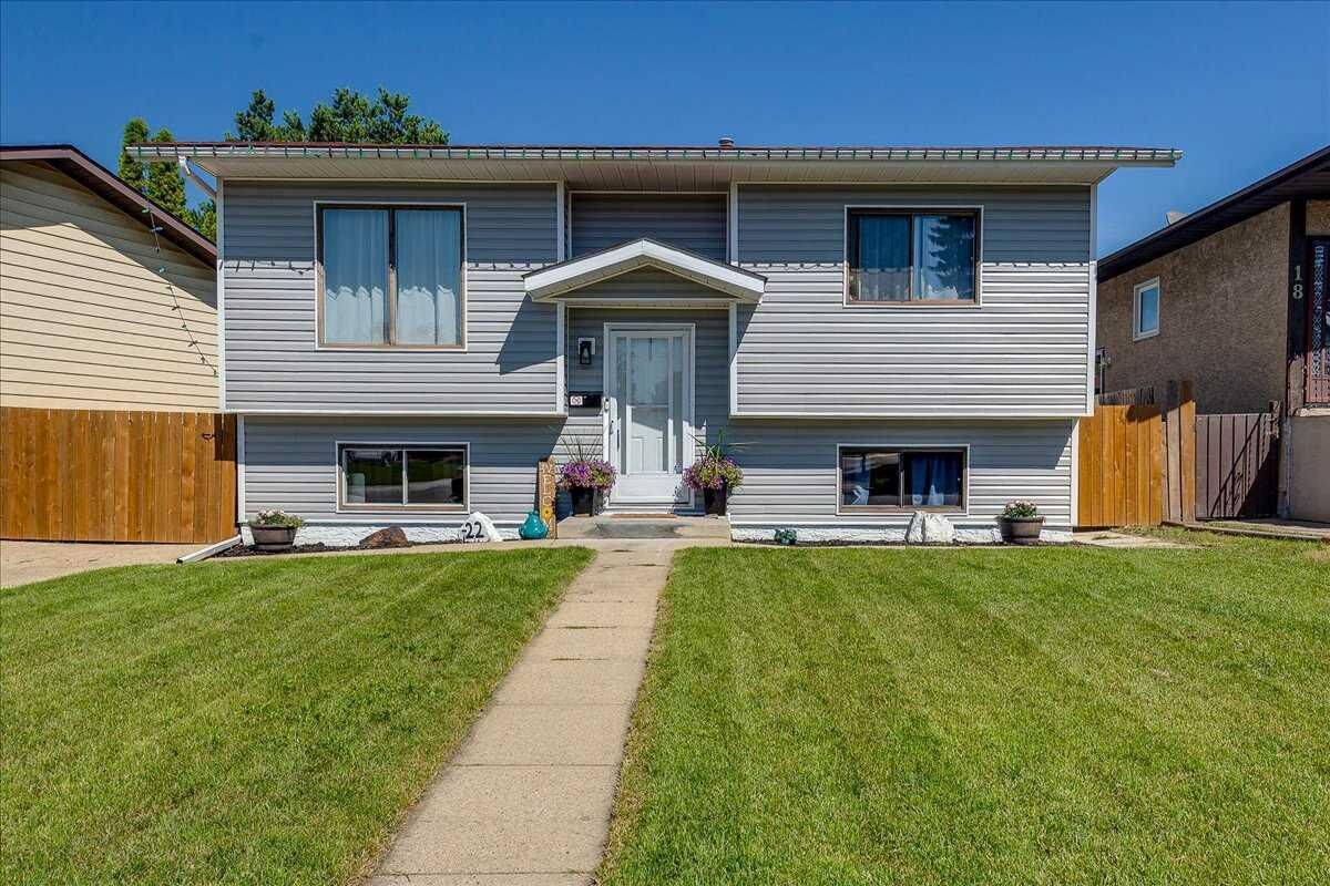 Property Photo: 22 Greenham Drive AB T4P 2X4