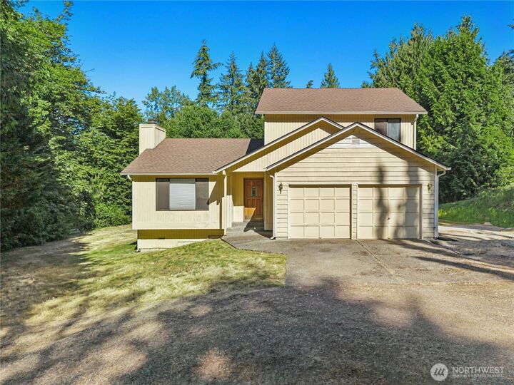 Property Photo:  18515 NE 143rd Place  WA 98072 