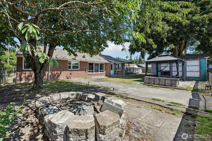 Property Photo: 2219 Ocean Beach Highway WA 98632