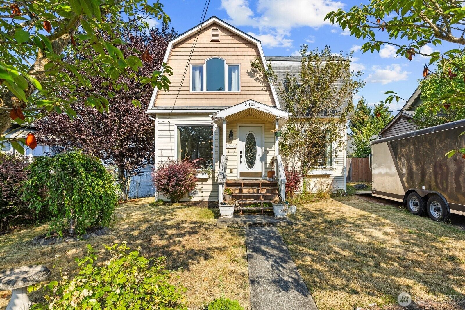 Property Photo: 3827 High Street WA 98201