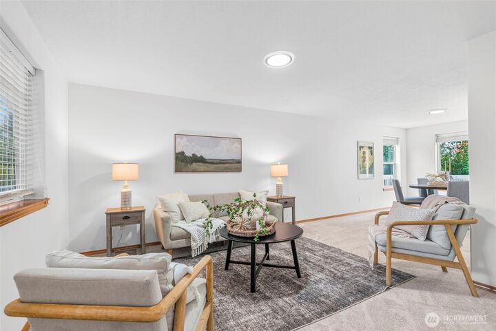 Property Photo:  1247 E Pioneer Loop  WA 98629 