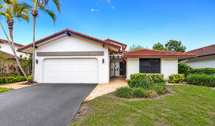 Property Photo: 663 Deer Creek Hollows Circle FL 33442