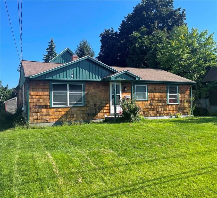 Property Photo:  139 Jenks Avenue  RI 02863 