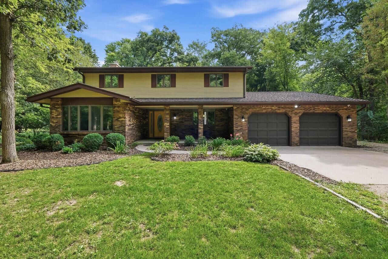 Property Photo: 7050 Briar Lane WI 53590