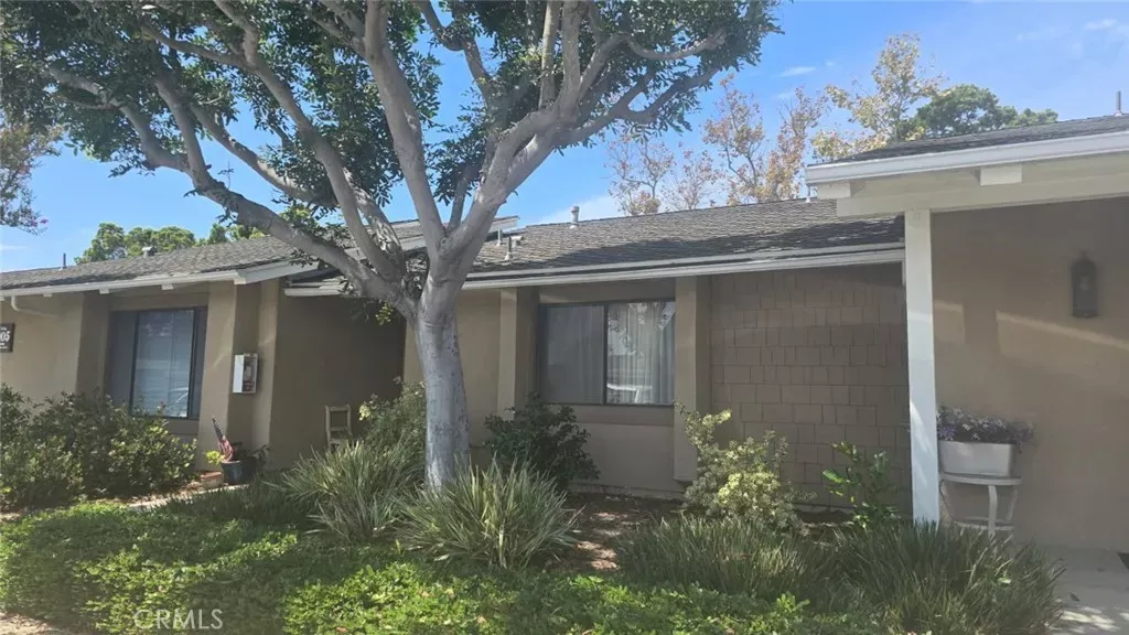 Property Photo:  8566 Colusa Cir Court 905D  CA 92646 