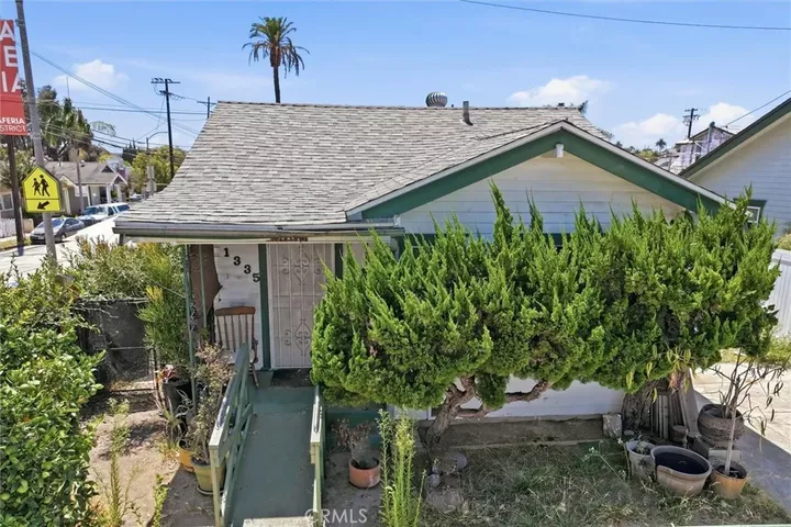 Property Photo:  1335 Termino Avenue  CA 90804 