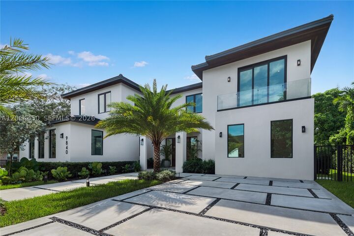 Property Photo: 9840 SW 73rd Ct FL 33156
