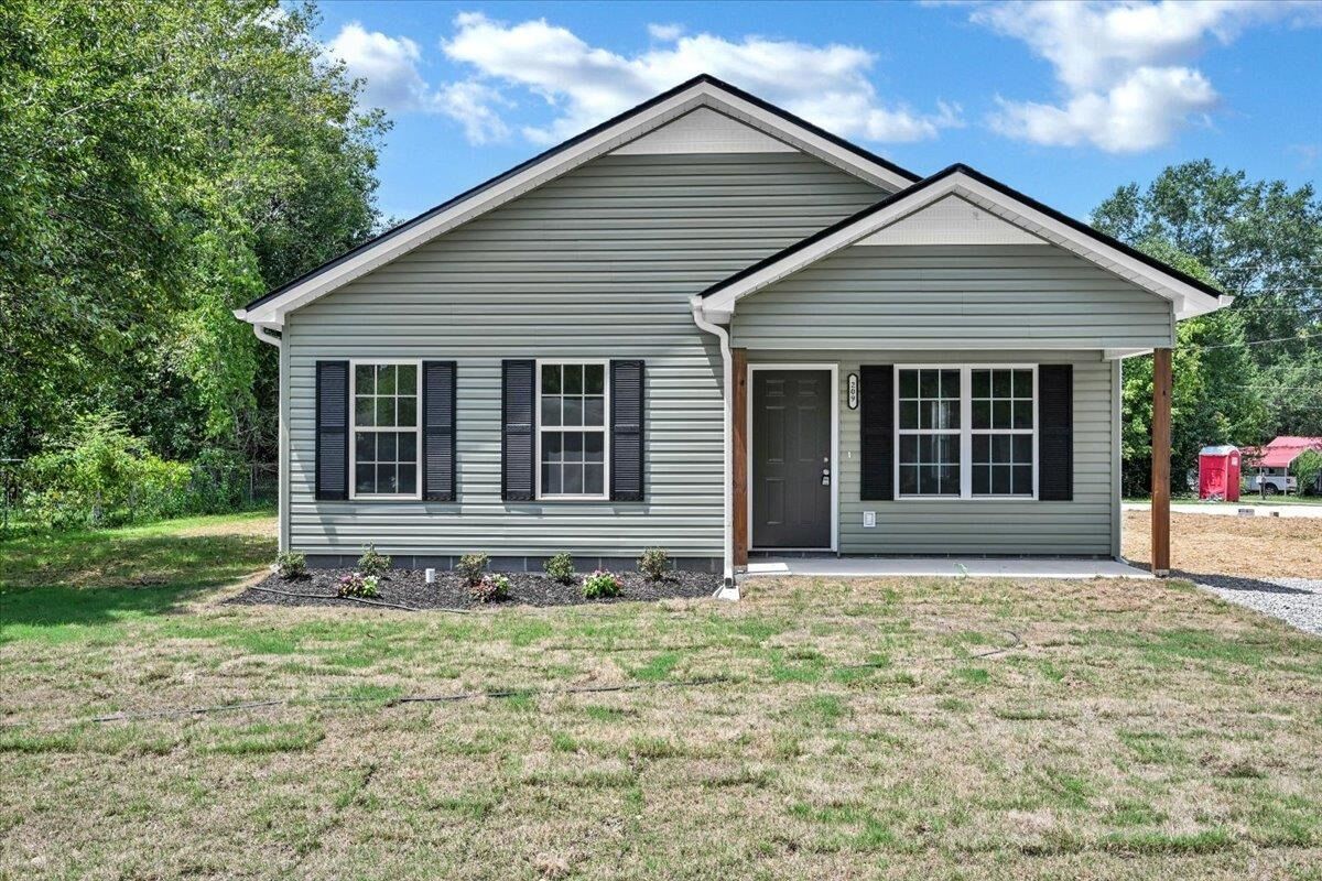 Property Photo:  209 Dean Ave  AL 35077 