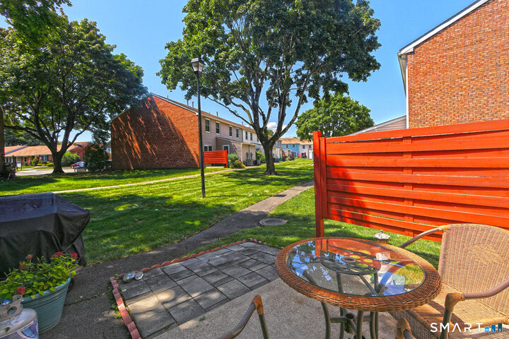 Property Photo: 25 Greenwich Way 25 CT 06460