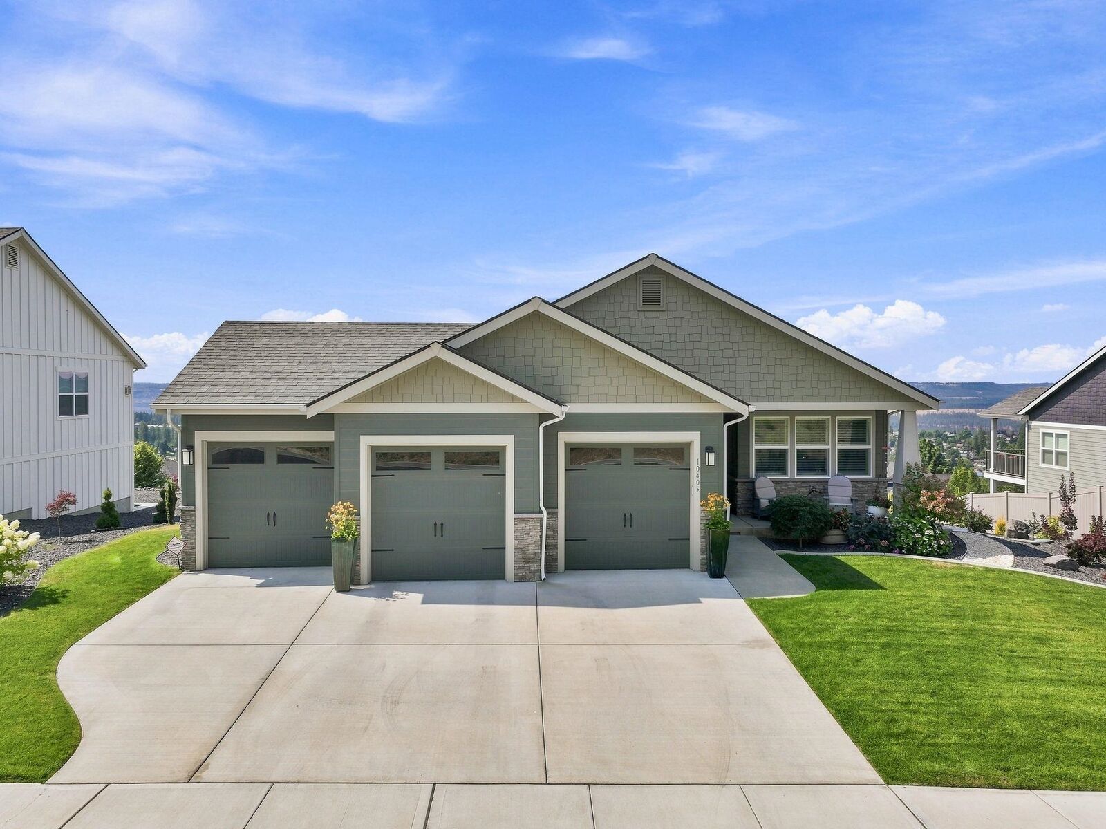 Property Photo: 10405 N Wieber Dr WA 99208