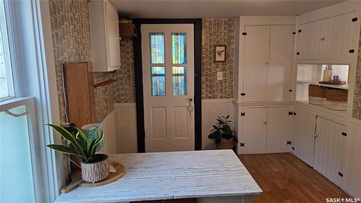 Property Photo: 208 2nd Avenue SK S0H 3E0