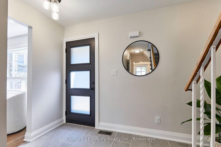 Property Photo:  113 Daniels Crescent  ON L1T 1Z1 