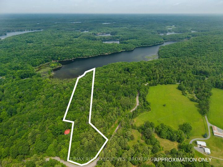 Photo de la propriété:  2120 Charlie Green Road  ON K0H 2L0 
