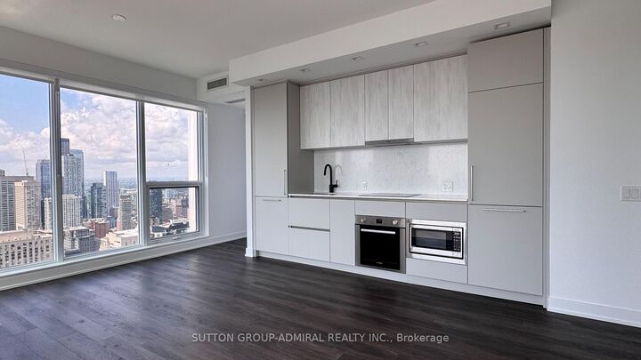 Property Photo: 609 Sherbourne Street 4602 ON M4X 0A4