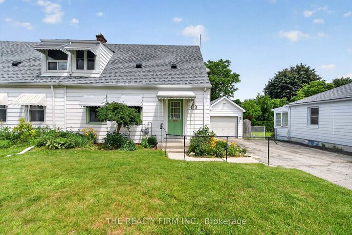 Property Photo:  38 Elliott Street  ON N5Y 2E4 