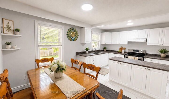Property Photo: 371 Bronte Street S 92 ON L9T 3K5