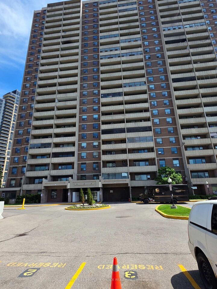 Property Photo:  3390 Weston Road 301  ON M9M 2X3 